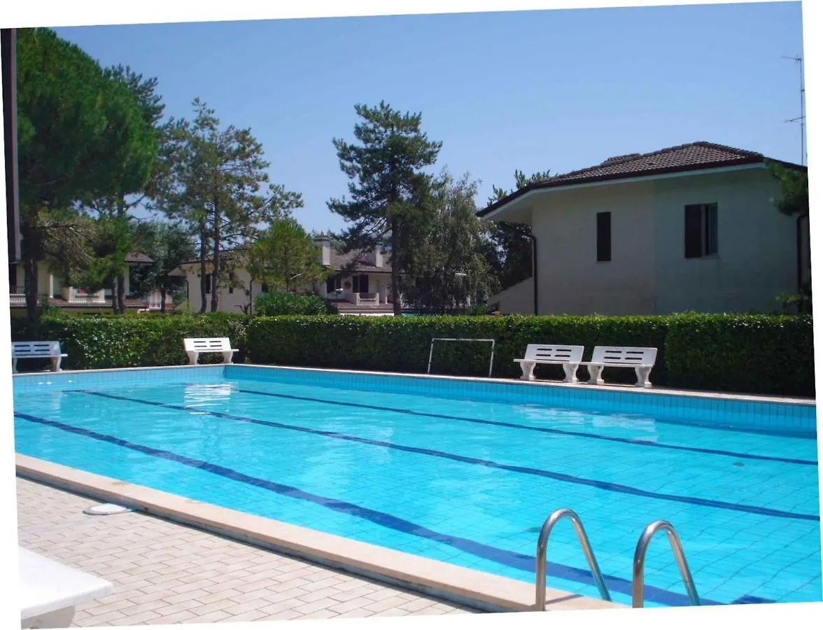 Holiday Home Porto Santa Margherita 40301